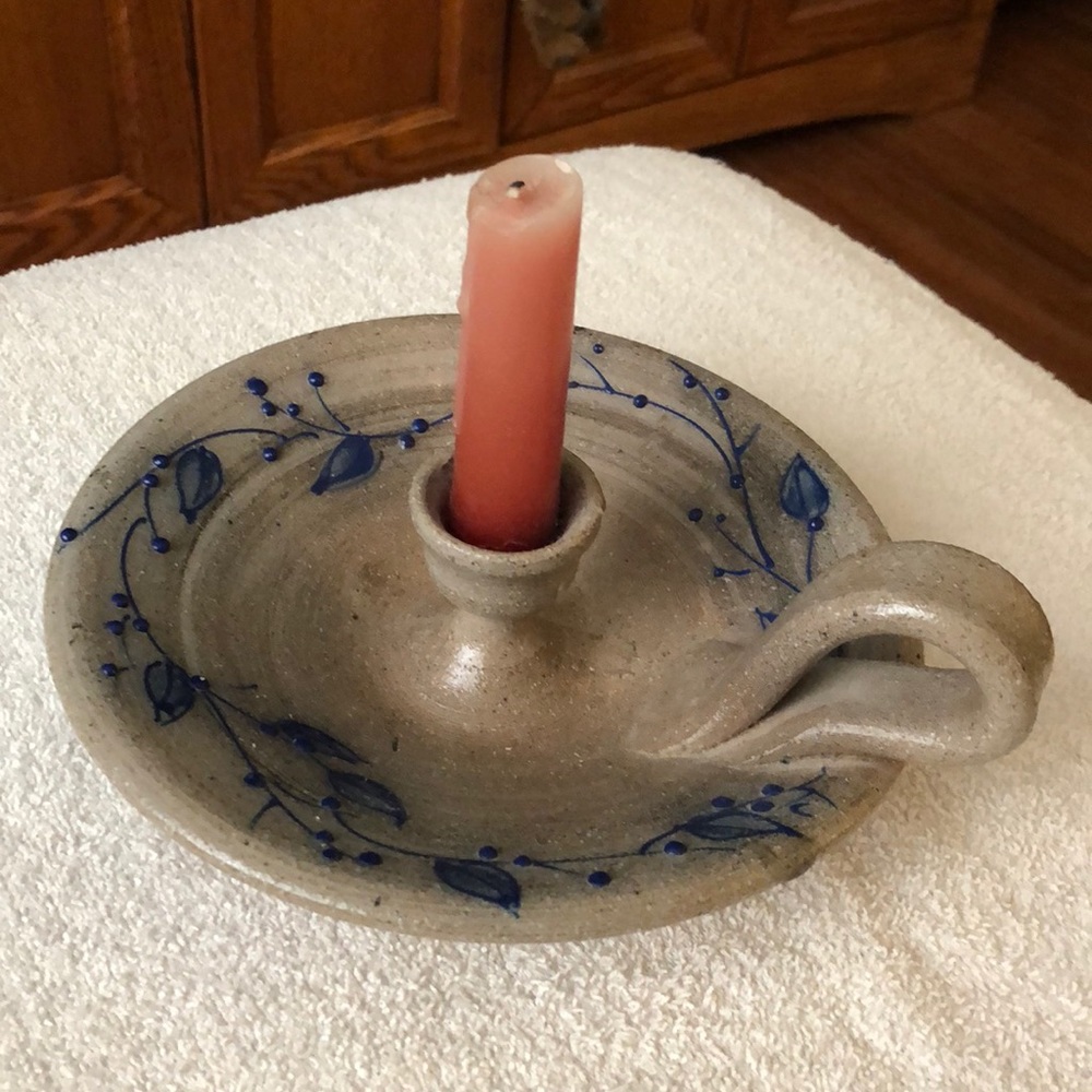 Ceramic candle holder